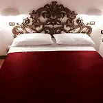 La Lanterna Bed and breakfast