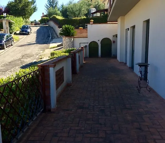 La Lanterna Bed & Breakfast 3*